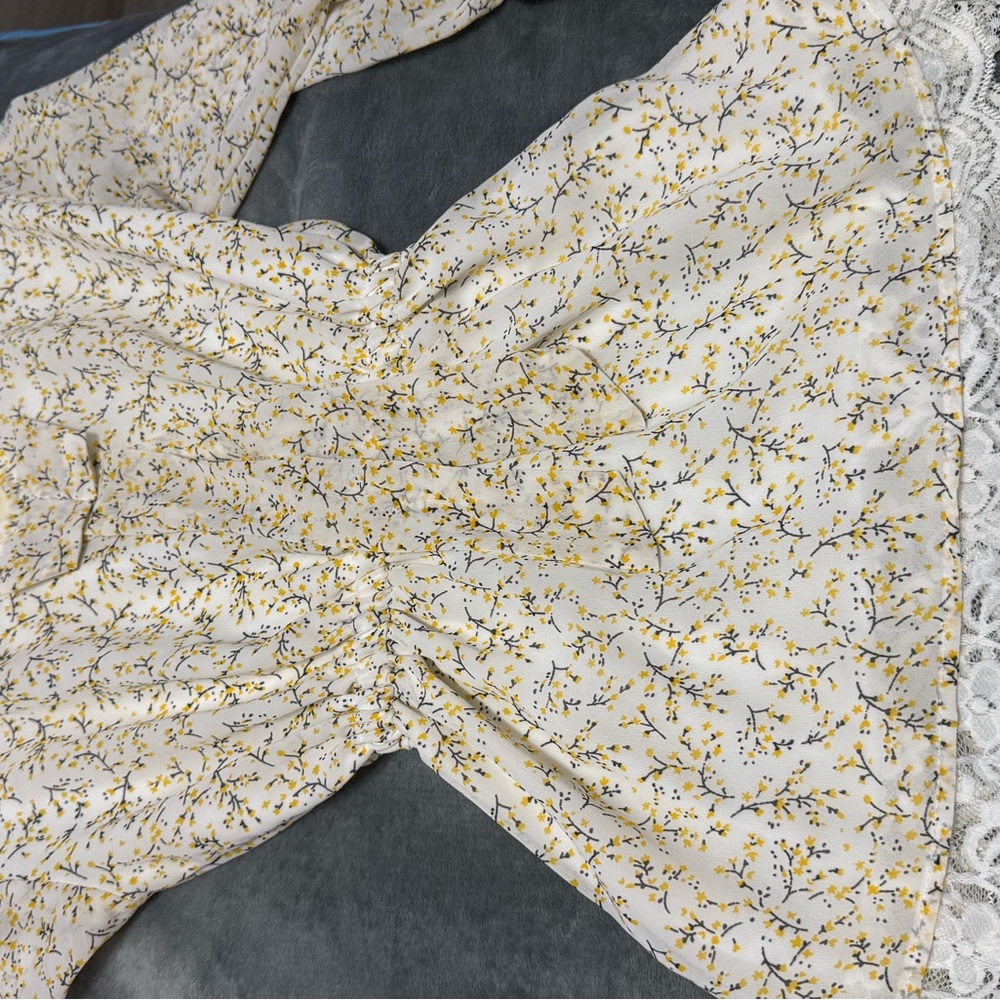 Floral Yellow and White Dress with Lace Trim